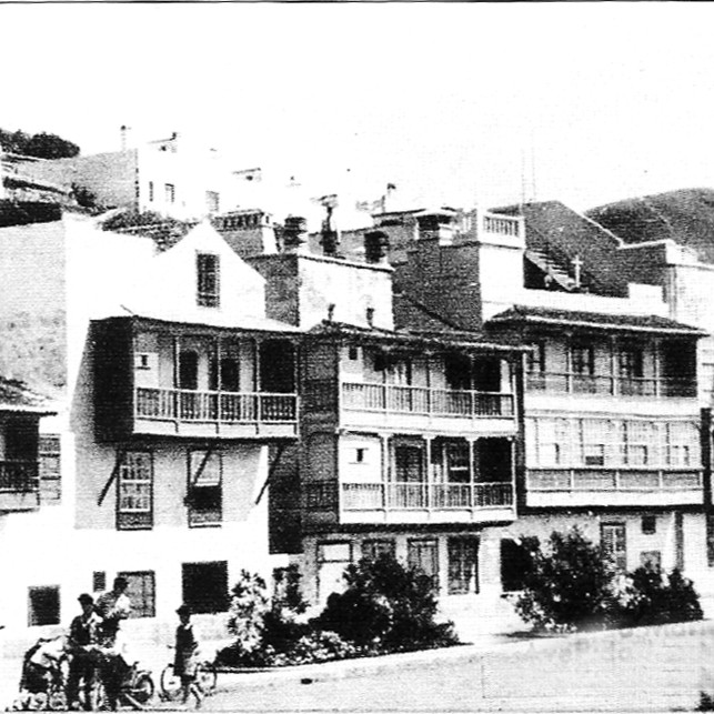 Los Balcones